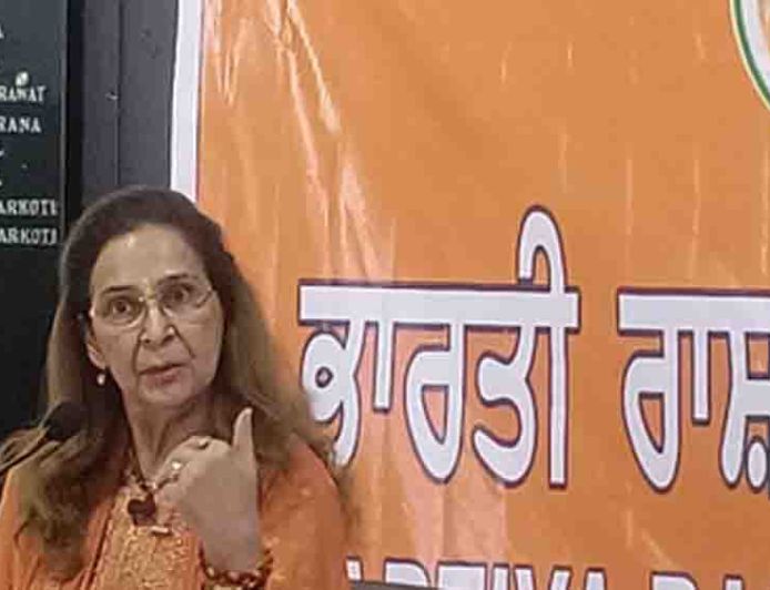 नई सियासी पारी, नवजोत कौर सिद्धू ने 'भारतीय राष्ट्रवादी पार्टी' का किया ऐलान