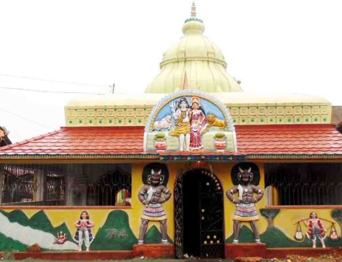 खरसावां में पारंपरिक चड़क पूजा का शंखनाद, राजा-राजवाड़ों के समय से जारी परंपरा में 14 अप्रैल तक जुटेंगे श्रद्धालु