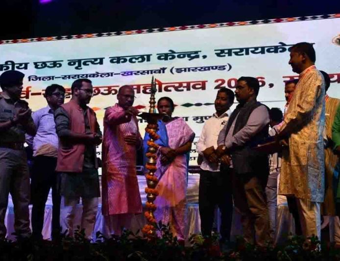 सरायकेला में चैत्र पर्व सह छऊ महोत्सव 2026 का भव्य आगाज