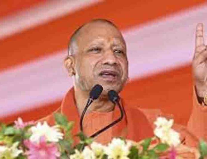 बंगाल में योगी आदित्यनाथ का TMC पर हमला, ‘गुंडों का इलाज बुलडोजर’ बयान