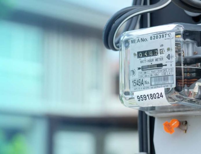 यूपी में स्मार्ट मीटर पर ब्रेक: विरोध के बीच UPPCL ने लिया अहम फैसला, अब टेक्निकल रिपोर्ट का इंतजार