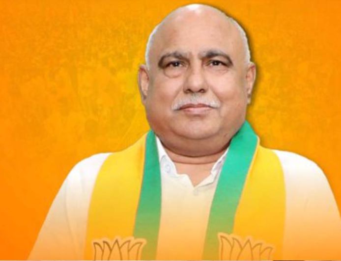 शोकाकुल मां का दर्द: बेटे का अंतिम संस्कार नहीं कर पा रही थी, बीजेपी अध्यक्ष ने 1800 किमी दूर नेपाल पहुंचाया पार्थिव देह