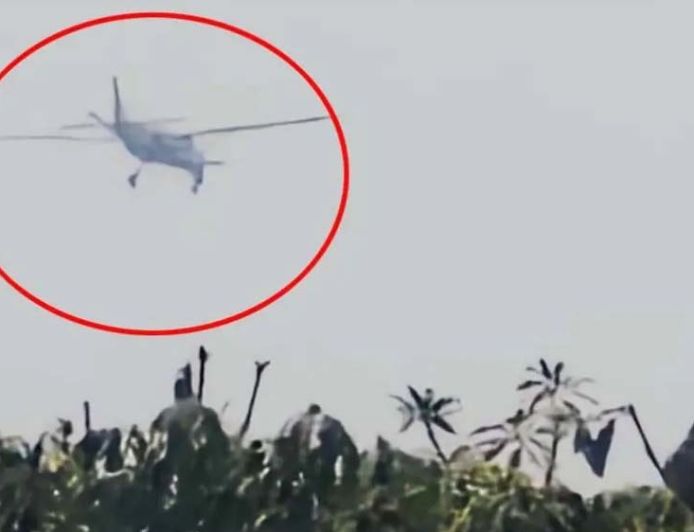 जशपुर में प्लेन क्रैश,एयरक्राफ्ट अचानक पहाड़ी से टकराया, आग की लपटें दूर तक फैलीं, पायलट-को-पायलट की मौत की आशंका