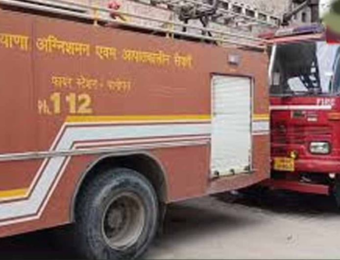 पानीपत में 12 दिन से फायरकर्मियों की हड़ताल, होमगार्ड के भरोसे शहर की सुरक्षा