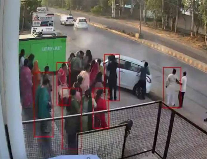 Sirsa में दर्दनाक हादसा: तेज रफ्तार कार ने कैमरामैन को रौंदा, दुल्हन का वीडियो बनाते समय मौत