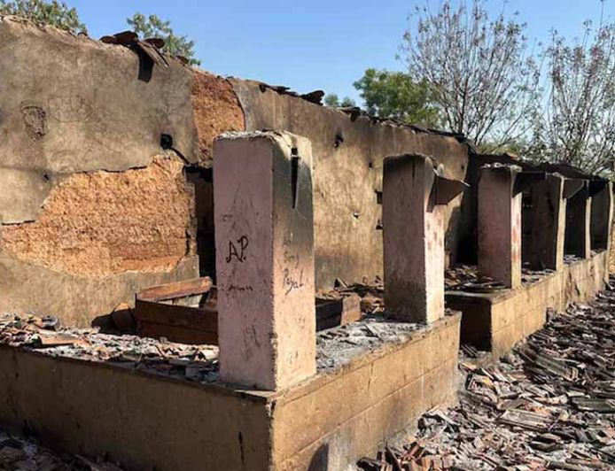 बांसवाड़ा में प्रेम प्रसंग से शुरू हुआ विवाद बना खून-खराबा, गांव में आगजनी