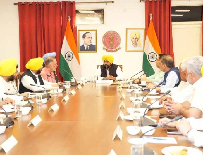 मजदूर दिवस पर पंजाब विधानसभा का विशेष सत्र, BJP के खिलाफ निंदा प्रस्ताव लाने की तैयारी