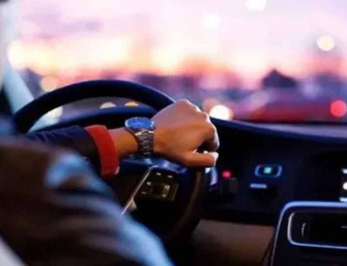 यूपी में बड़ा बदलाव: 51 जिलों में फिर शुरू होगी मैनुअल वाहन फिटनेस जांच