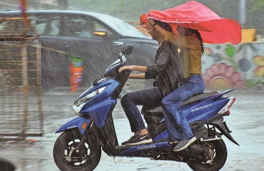 पंजाब में मौसम ने लिया नया मोड़, गर्मी के बाद हुई झमाझम बारिश; आज का वेदर कैसा रहेगा?