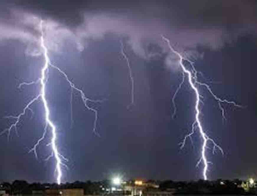 झारखंड में मौसम का मिजाज बदल,रांची समेत कई जिलों में बारिश, 6 अप्रैल तक 'येलो अलर्ट' जारी