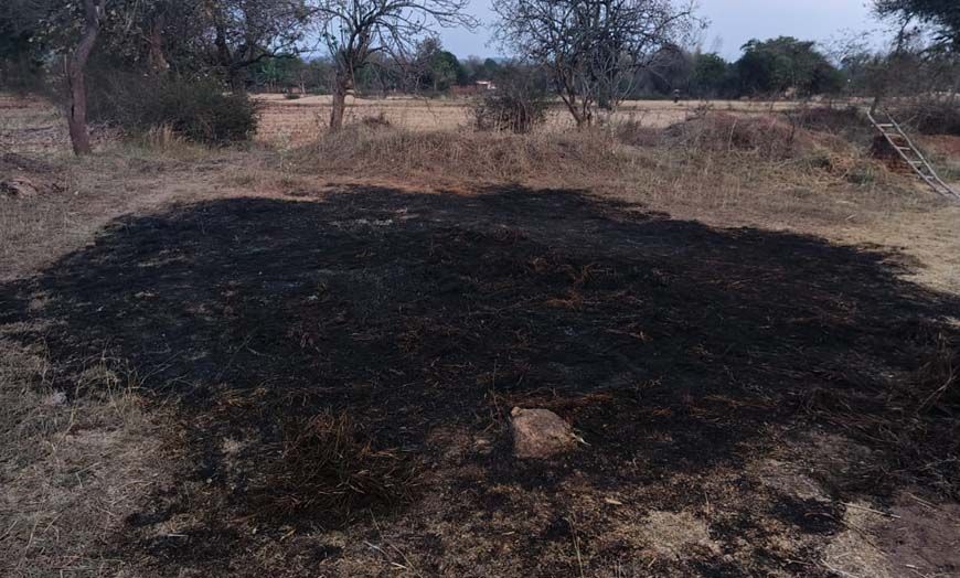 आग का कहर किसान की फसल जलकर खाक