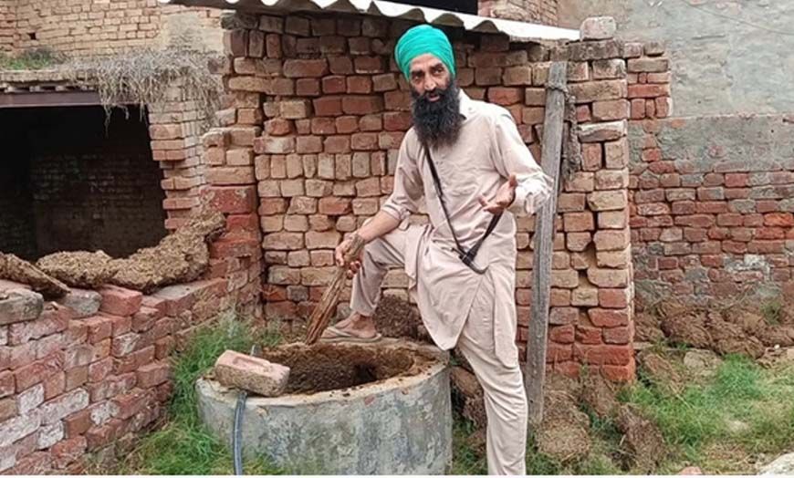 मोगा के किसान के घर बायोगैस से जल रहा चूल्हा, 15 साल पहले लगाए 20,000 से बचाएं लाखों रुपये