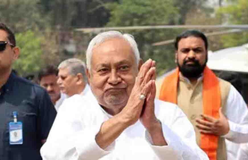 वाल्मीकि नगर को सीएम नीतीश की बड़ी सौगात, 38 करोड़ से होगा हवाई अड्डे का विस्तार, अब उतरेंगे बड़े विमान