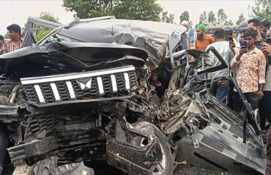 बरेली में बड़ा हादसा: खड़े टैंकर से बोलेरो-बाइक टकराई, पांच की मौत