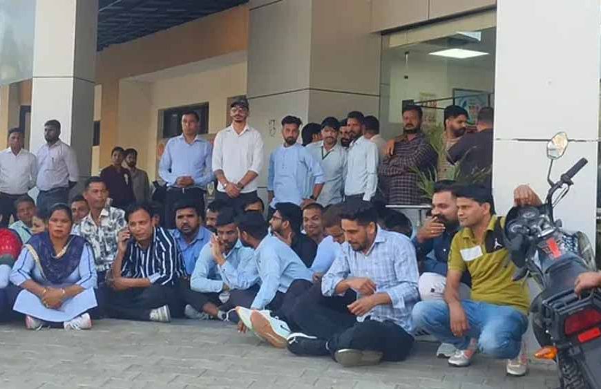 कुरुक्षेत्र अस्पताल में कर्चमारी ने की मारपीट, कर्मचारी हड़ताल से सेवाएं बाधित