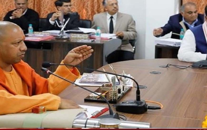 स्टूडेंट्स को टैबलेट, शिक्षामित्रों को डबल मानदेय: योगी कैबिनेट के 22 अहम फैसले