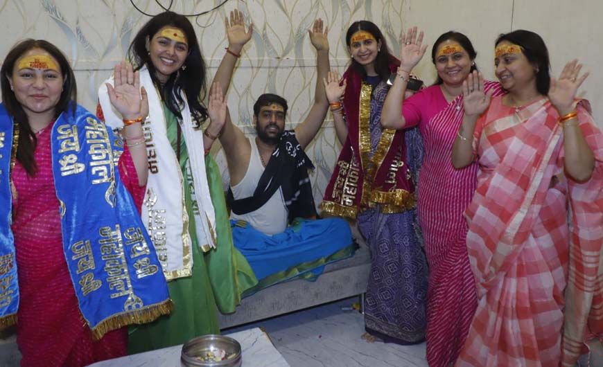 केरला स्टोरी-2 और साउथ इंडियन फिल्म की एक्ट्रेस महाकाल पहुंची, कई सितारों ने किए दर्शन