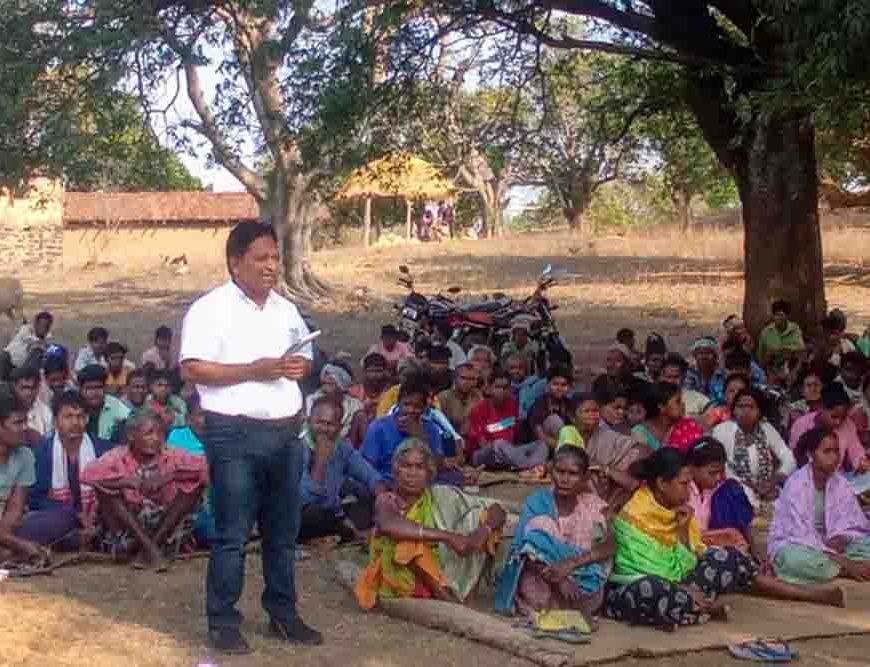 चाईबासा में कोल्हान रक्षा संघ का हुंकार, अरबों का खनिज देने वाला सारंडा अब भी सुविधाओं का प्यासा