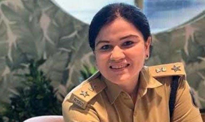 थाने में हुआ बड़ा खेल! 2 पुलिसकर्मियों को सस्पेंड किया, SP ने गिराई गाज