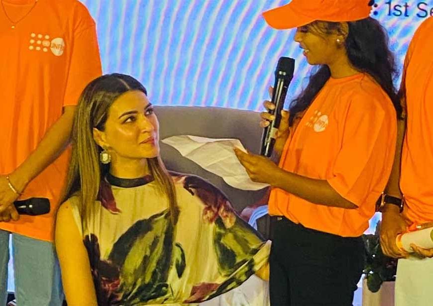 यूएनएफपीए की गुडविल एंबेसडर अभिनेत्री कृति सेनन मध्यप्रदेश पुलिस के सामुदायिक पुलिसिंग मॉडल से हुईं प्रभावित