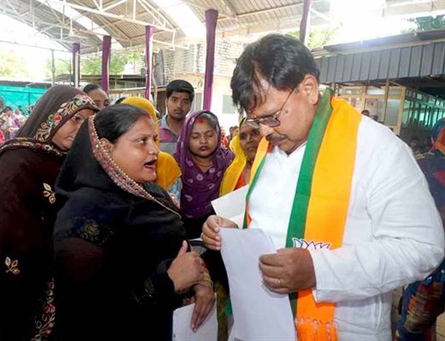 नर सेवा-नारायण सेवा के मूलमंत्र को साकार कर रही है सरकार : ऊर्जा मंत्री तोमर