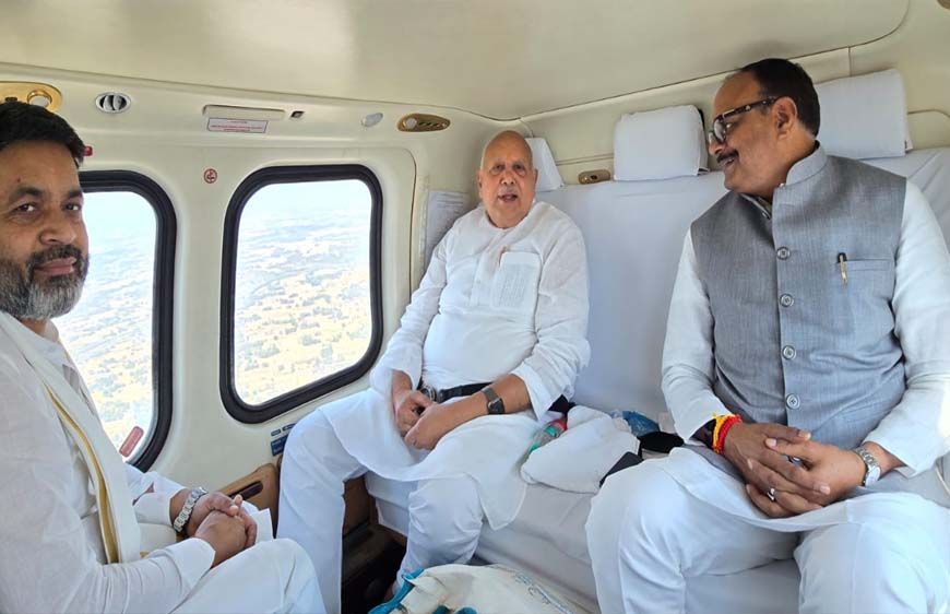 सीएम योगी के निर्देश पर उप मुख्यमंत्री व कृषि मंत्री ने किया हवाई सर्वे