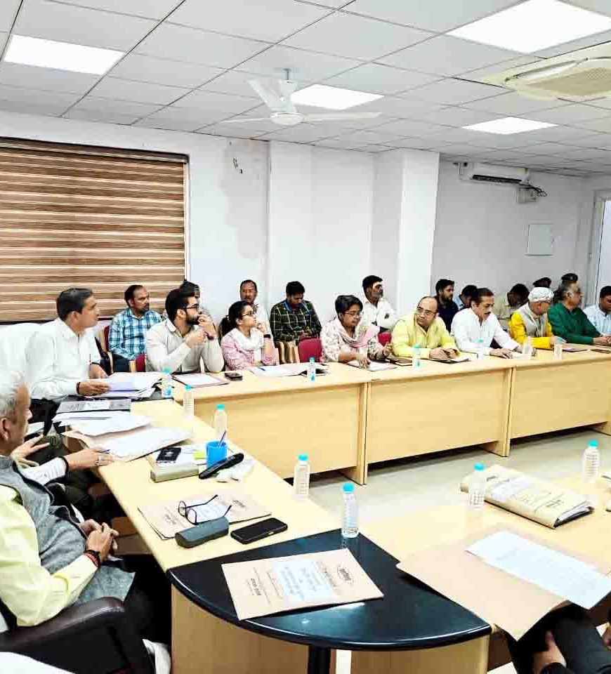 बांके बिहारी मंदिर, फूल बंगला शुल्क में 50 हजार की कटौती