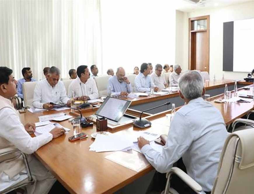 रोजगारोन्मुखी नवीन कोर्स करें डिजाइन : मुख्यमंत्री डॉ. यादव