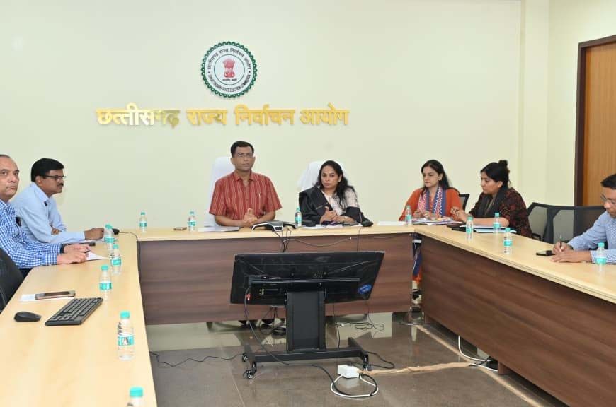 रायपुर : आगामी मई -जून माह में संभावित स्थानीय निकायो के आम/उप चुनाव के दृष्टिगत मतदाता सूची पुनरीक्षण की तैयारियां तेज