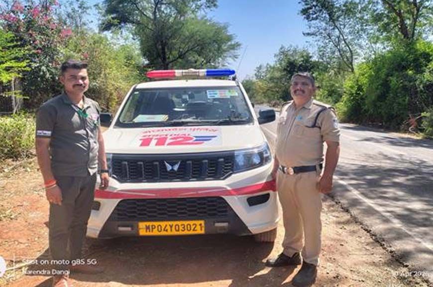 विदिशा के डायल-112 हीरोज- सूखे कुएँ में परित्यक्त मिली नवजात बच्ची को डायल 112 ने सुरक्षित अस्पताल पहुँचाया