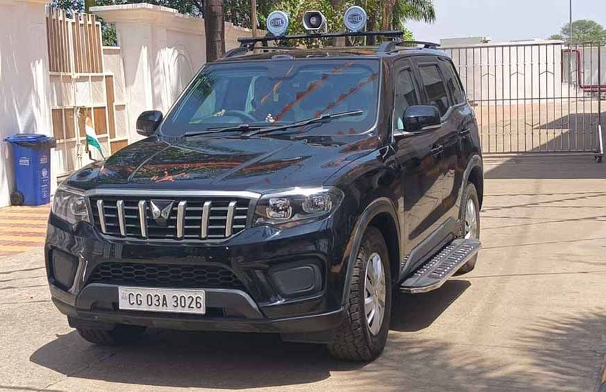 CM साय का देसी अंदाज: फॉर्च्यूनर छोड़ अब ‘स्कॉर्पियो’ में करेंगे सफर