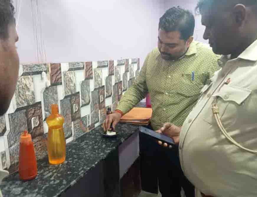 कोडरमा में मिलावटी मिठाइयों का खुलासा, कई सैंपल फेल