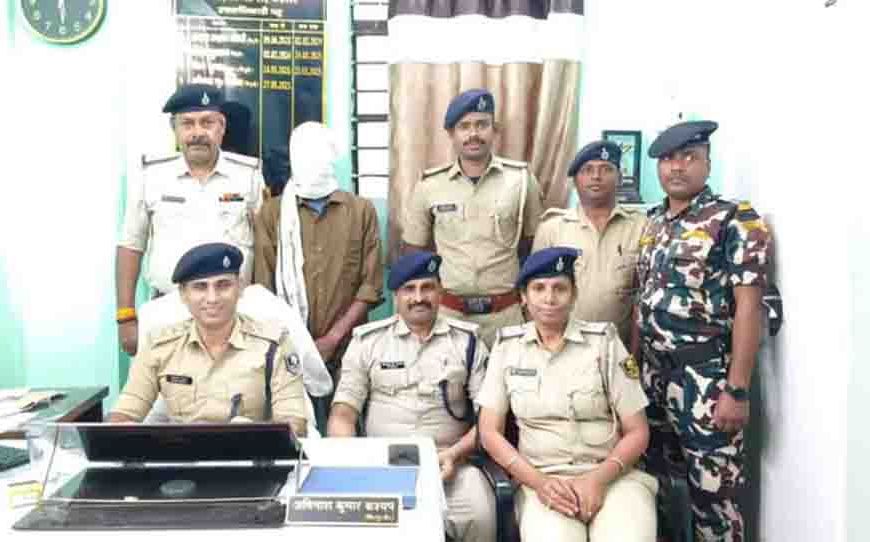 बक्सर में साइबर पुलिस की बड़ी कार्रवाई, CIA वेबसाइट पर धमकी देने वाला गिरफ्तार