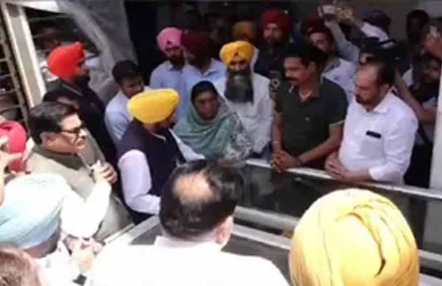 वृंदावन हादसे पर CM मान का दुख: बचाव कार्य को लेकर योगी से की बातचीत