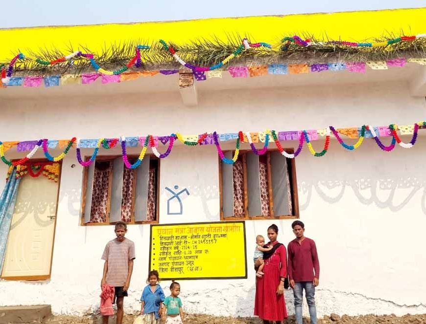 बीजापुर के 224 गांवों में विकास की बड़ी छलांग: नियद नेल्लानार, मनरेगा और PM आवास से बदली तस्वीर