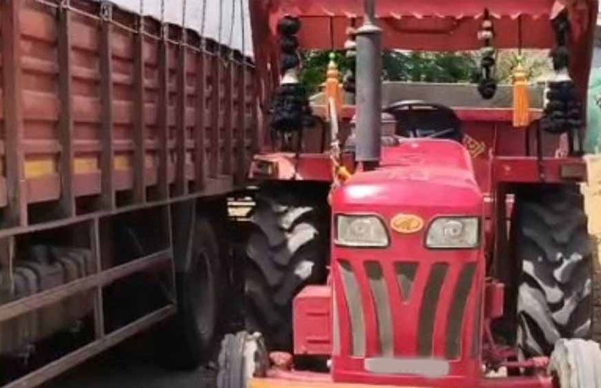 खारंग नदी में ट्रैक्टर पलटने पर सख्ती: वाहन मालिक पर FIR, अवैध उत्खनन पर कड़ी निगरानी