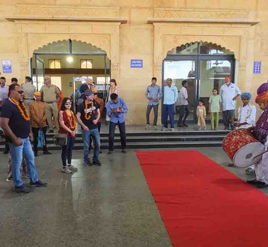 मिडिल ईस्ट तनाव का असर राजस्थान टूरिज्म पर, ‘पैलेस ऑन व्हील्स’ में घटे यात्री