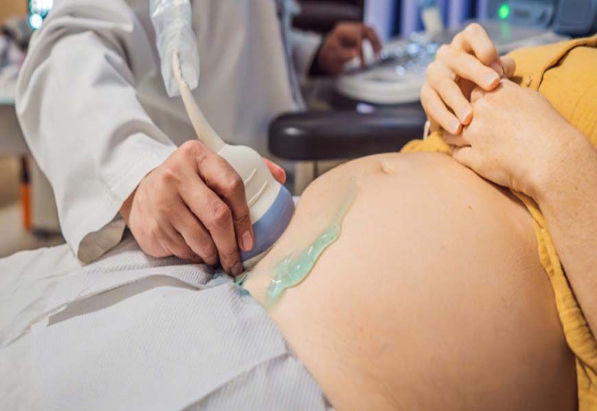 अस्पतालों में अनचाहे गर्भ को छुपाने आईं लड़कियों की भीड़, जानलेवा साबित हो रही हैं अबॉर्शन पिल