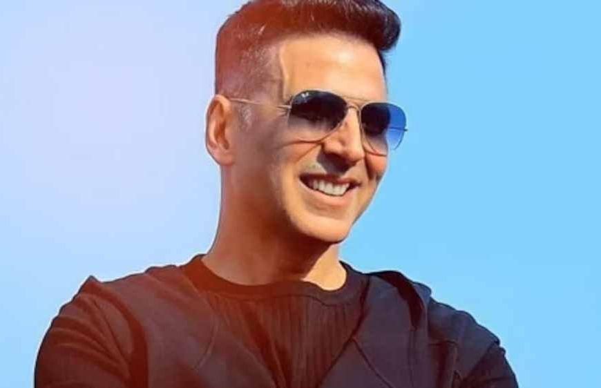 नागिन 7 में अक्षय कुमार का नाग गुरु अवतार, टेलीप्रॉम्पटर को लेकर हुए ट्रोल