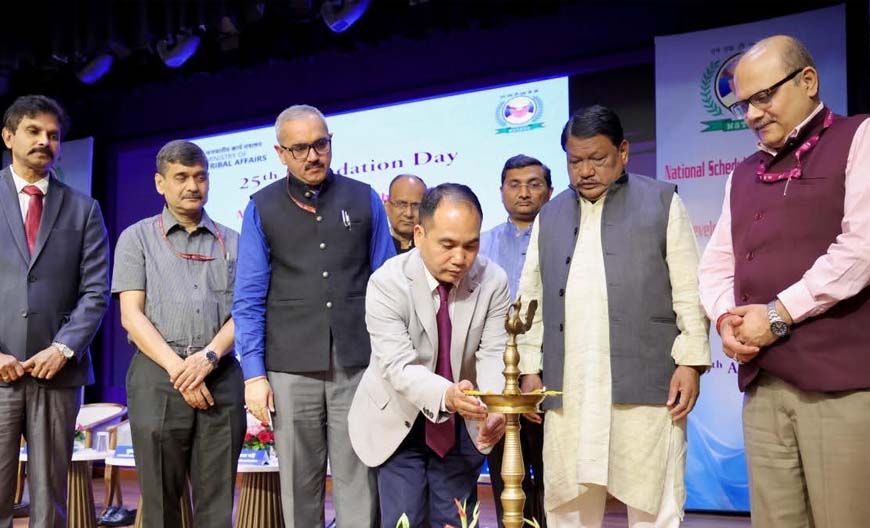 व्यक्तियों को रोजगार चाहने वाला बनने के बजाय रोजगार देने वाला बनाएं- केन्द्रीय मंत्री ओंराव