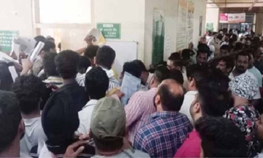 अमरनाथ यात्रा से पहले लुधियाना में मेडिकल शुरू, सिविल अस्पताल में भीड़ संभालने पहुंची पुलिस