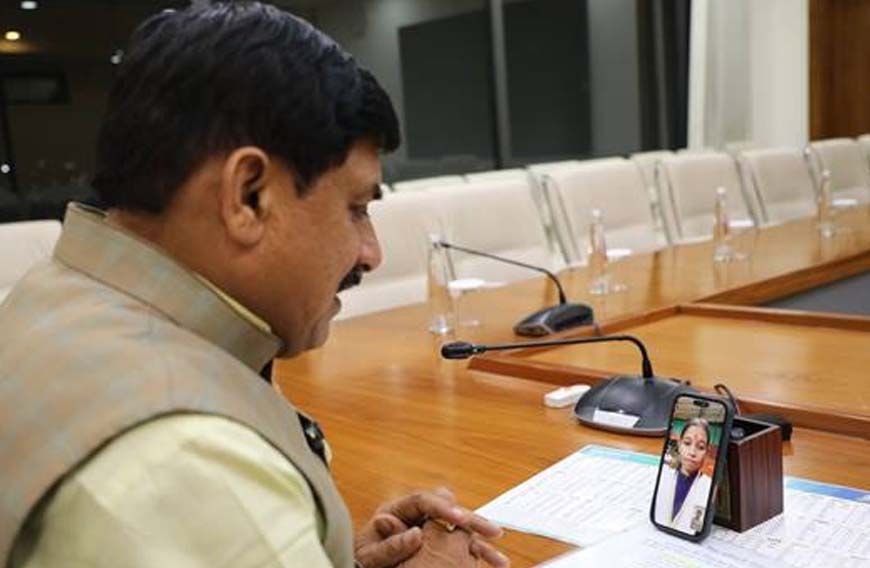 मुख्यमंत्री डॉ. यादव ने कु. प्रतिभा सिहं को वीडियो कॉल पर दी बधाई