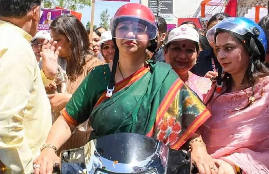 ‘जंगल में शेर एक ही होता है’: हरियाणा CM नायब सैनी की पत्नी के बयान से सियासी हलचल