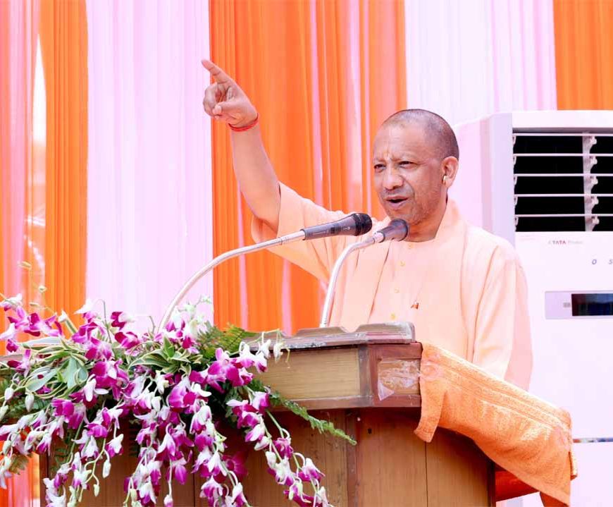 भाजपा सरकार आएगी तो बंगाल की सड़कों पर झाड़ू लगाएंगे गुंडे, माफिया व मौलानाः योगी आदित्यनाथ