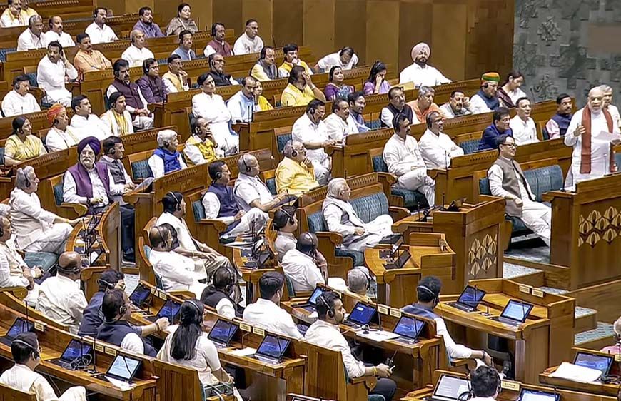 संसद में महा-बहस के दौरान आधी रात को महिला आरक्षण कानून 2023 लागू, नोटिफिकेशन जारी