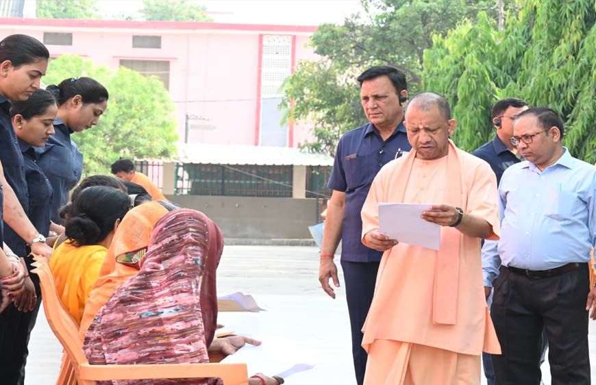 जन समस्याओं का त्वरित समाधान कराएं अधिकारी : मुख्यमंत्री