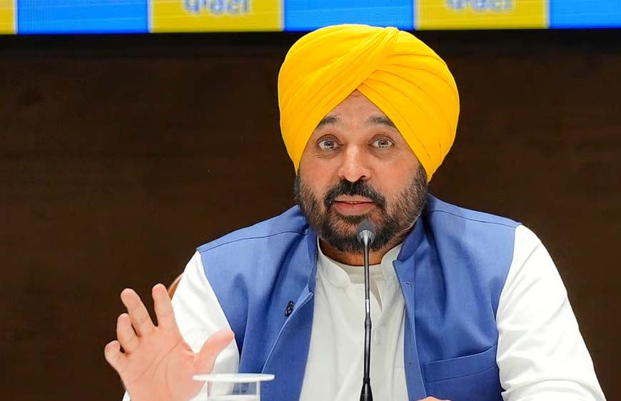 सियासी रणनीति: पंथक मुद्दों पर सीएम मान ने शुरू की घेराबंदी, शिअद और सुखबीर बादल पर हमला