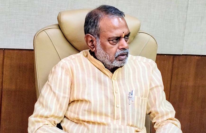 अभियान चलाकर करें खाद-बीज विक्रय करने वाली संस्थाओं की जांच : मंत्री कुशवाह