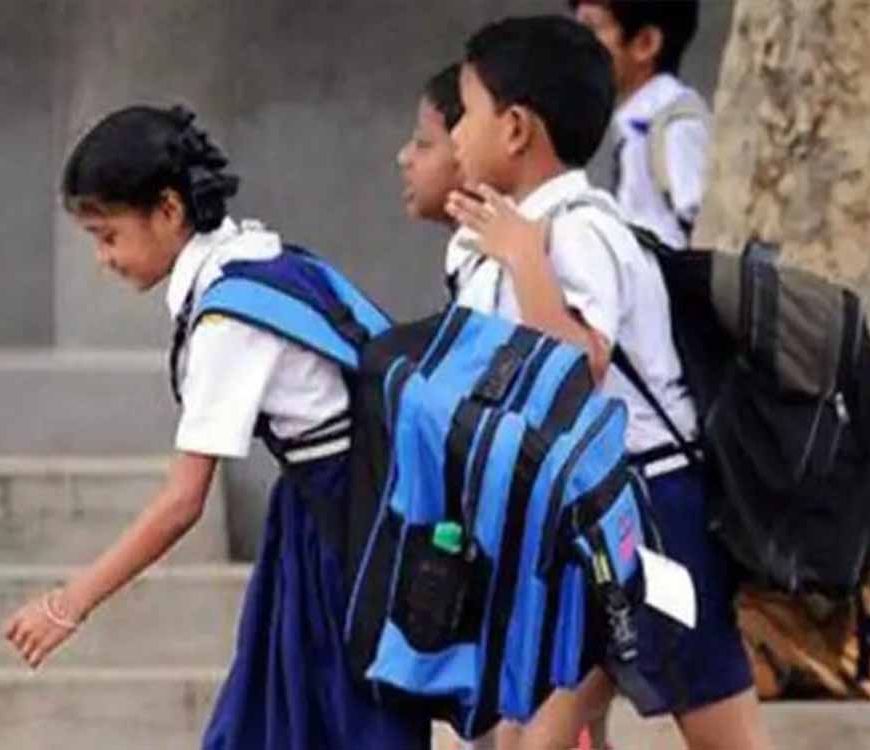 प्राइवेट स्कूलों पर सख्ती: 5 सदस्यीय जांच दल गठित, ड्रेस-कोर्स मनमानी पर रोक