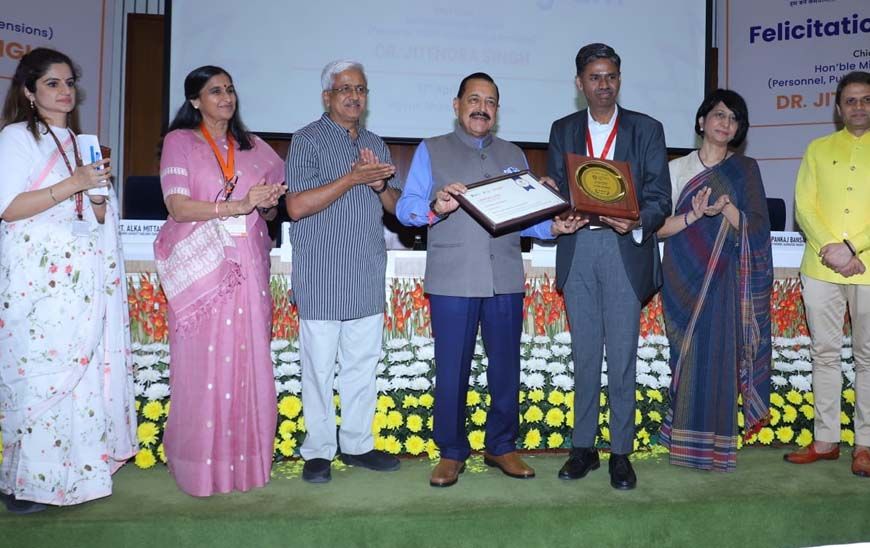 प्रशासनिक दक्षता में यूपी को बड़ी उपलब्धि, मिशन कर्मयोगी में बड़े राज्यों में यूपी को दूसरा पुरस्कार